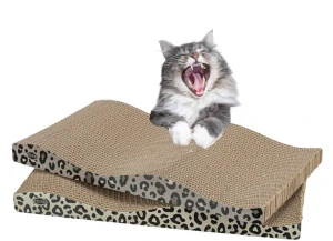 TRIXIE Škrabací karton LEO, vlnovka s catnipem, 44 x 6 x 25 cm, 2 ks, leopardí