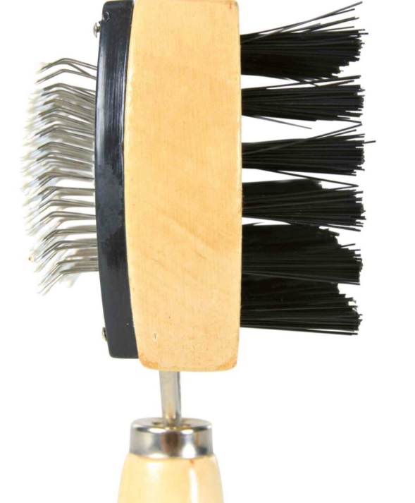 TRIXIE Kartáč oboustranný, dřevěný, hranatý s kuličkami 10x18cm