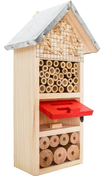 PetBuddy domeček  třípatrový, hotel pro hmyz, 13 x 8.5 x 26 cm, borové dřevo