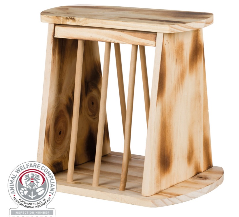 TRIXIE Samostatně stojící krmítko na seno, dřevěné 25 x 22 x 18 cm