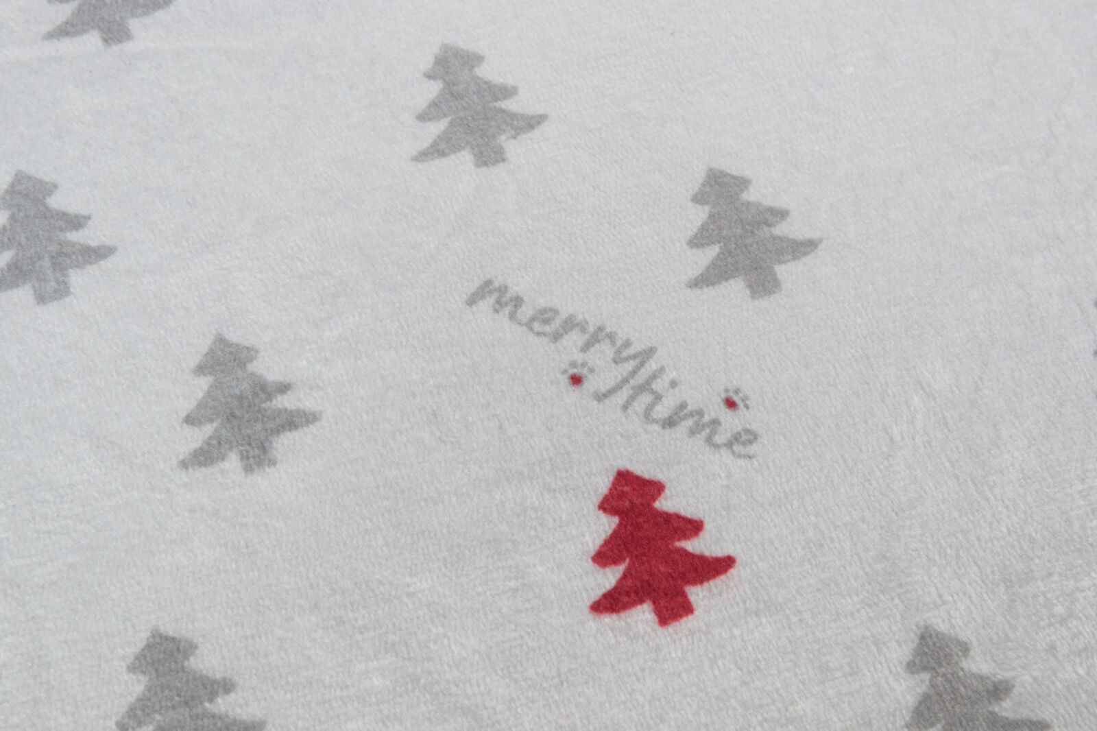 TRIXIE Xmas NIVIA mat, vánoční plyšová podložka na parapet, 90 x 28 cm, krémová