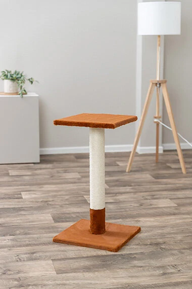 TRIXIE Škrabací sloupek BEANA, 69 cm, králičí plyš, rezavá