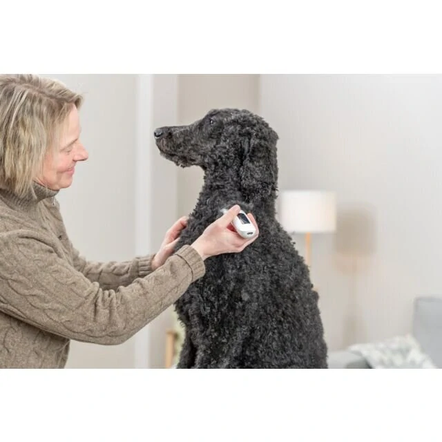 TRIXIE Stříhací strojek CLIPPER TR1600 5 W - akumulátorový, černá/bílá (RP 2,90 Kč)