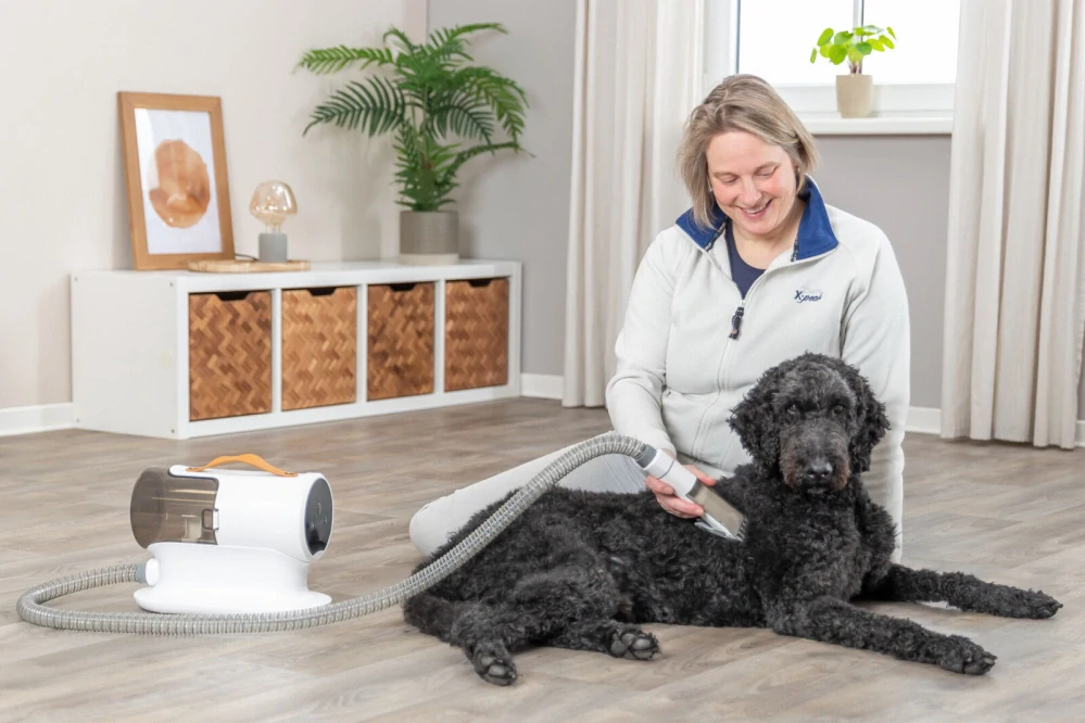 TRIXIE Clipper set - střihací souprava s vysavačem, 2l/ 600 W (RP 2,90 Kč)