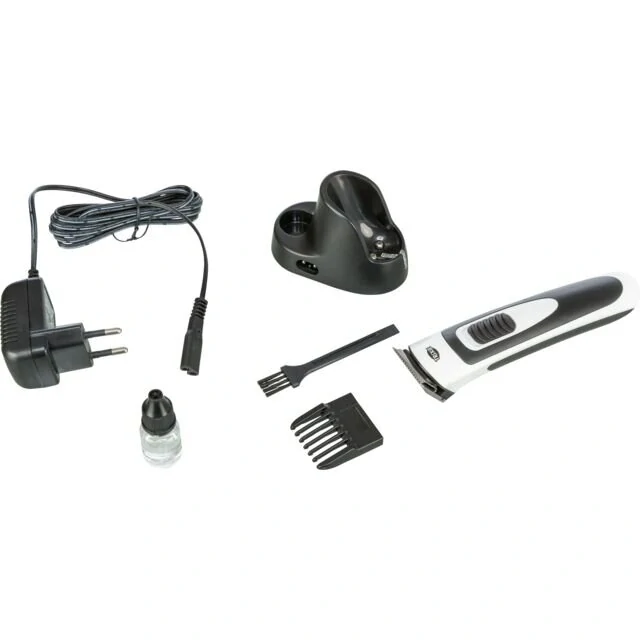 Stříhací strojek CLIPPER SLIM TR500 15 W - akumulátorový, černá/bílá