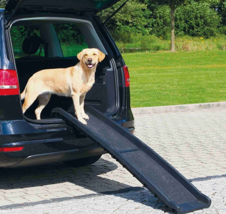 TRIXIE PET RAMP - protiskluzová rampa max. zátěž 90 kg, 40 x 156 cm