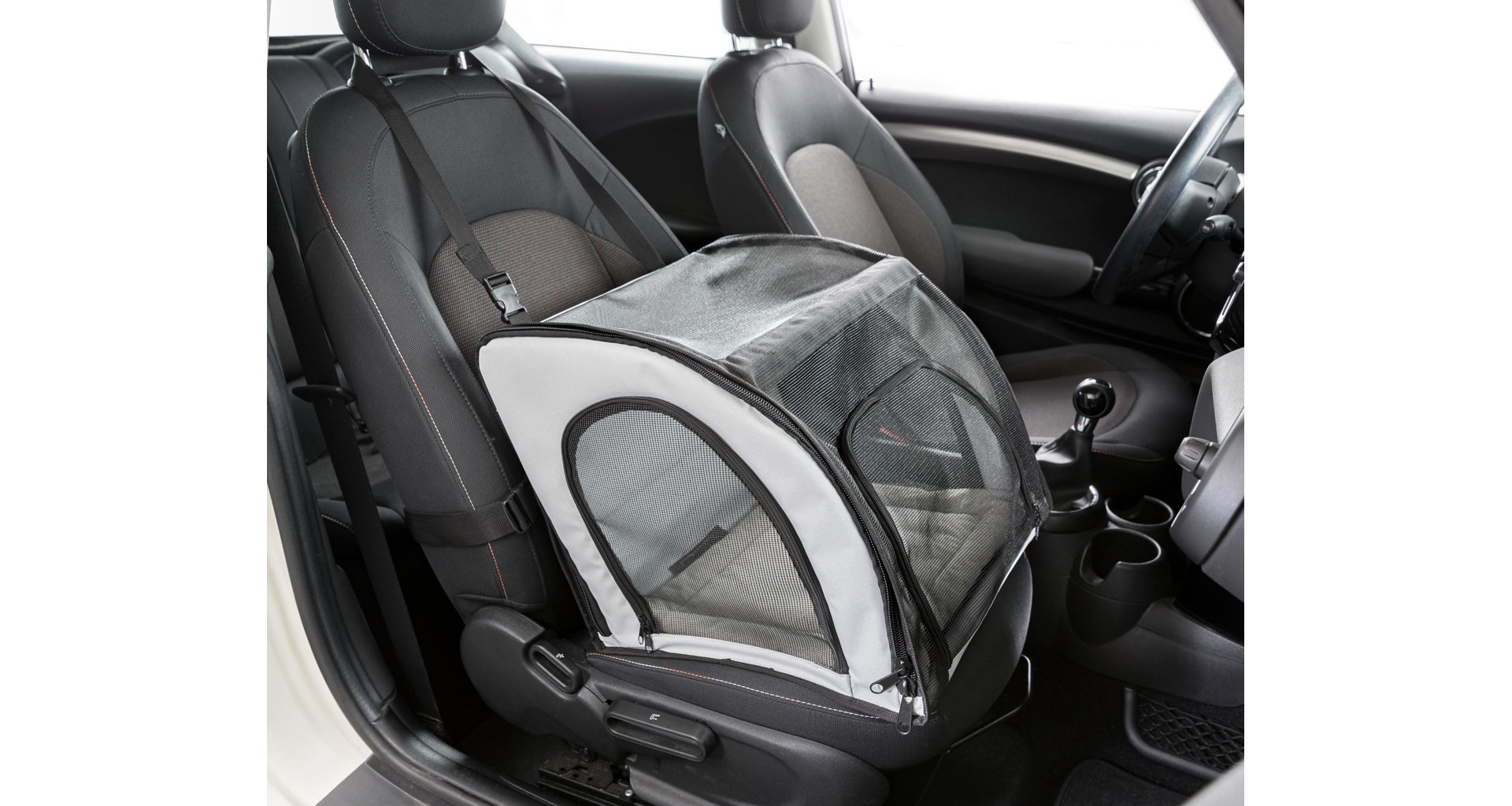 TRIXIE Autosedačka uzavíratelná, skládací, 4 strany celosíťové, 44 x 37 x 40 cm, šedo/černá