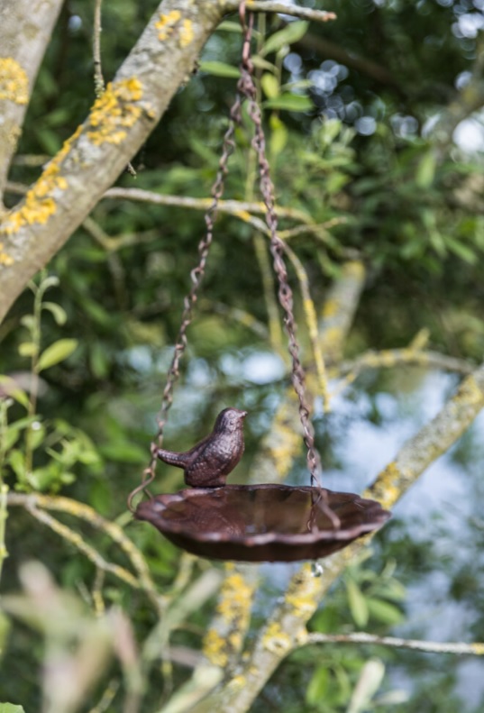 TRIXIE Závěsná miska na vodu, lité železo, 250 ml / 16 cm, hnědá