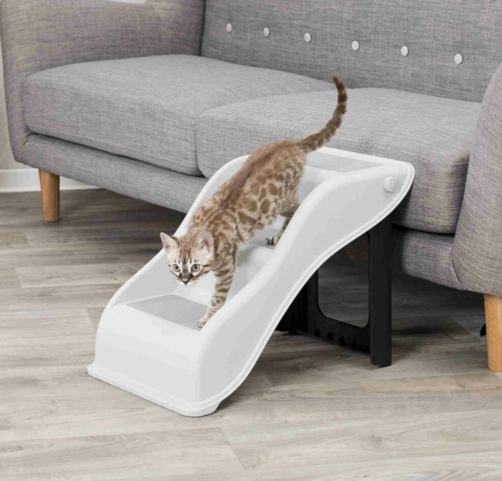 TRIXIE Protiskluzové schody, vnitřní použití 34x39x54 cm světle šed